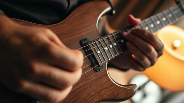 5 astuces pour maîtriser vos œuvres à la guitare chocolat