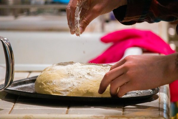 Comment faire des escalopes de veau milanaises avec une panure croustillante?