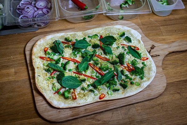 Quels sont les secrets pour une tarte aux poires et amandes avec une pâte brisée maison?