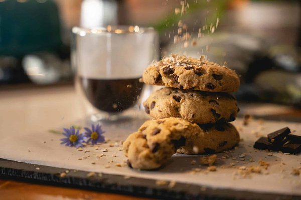 Quelle est la technique pour des biscuits au chocolat et éclats de pistaches?